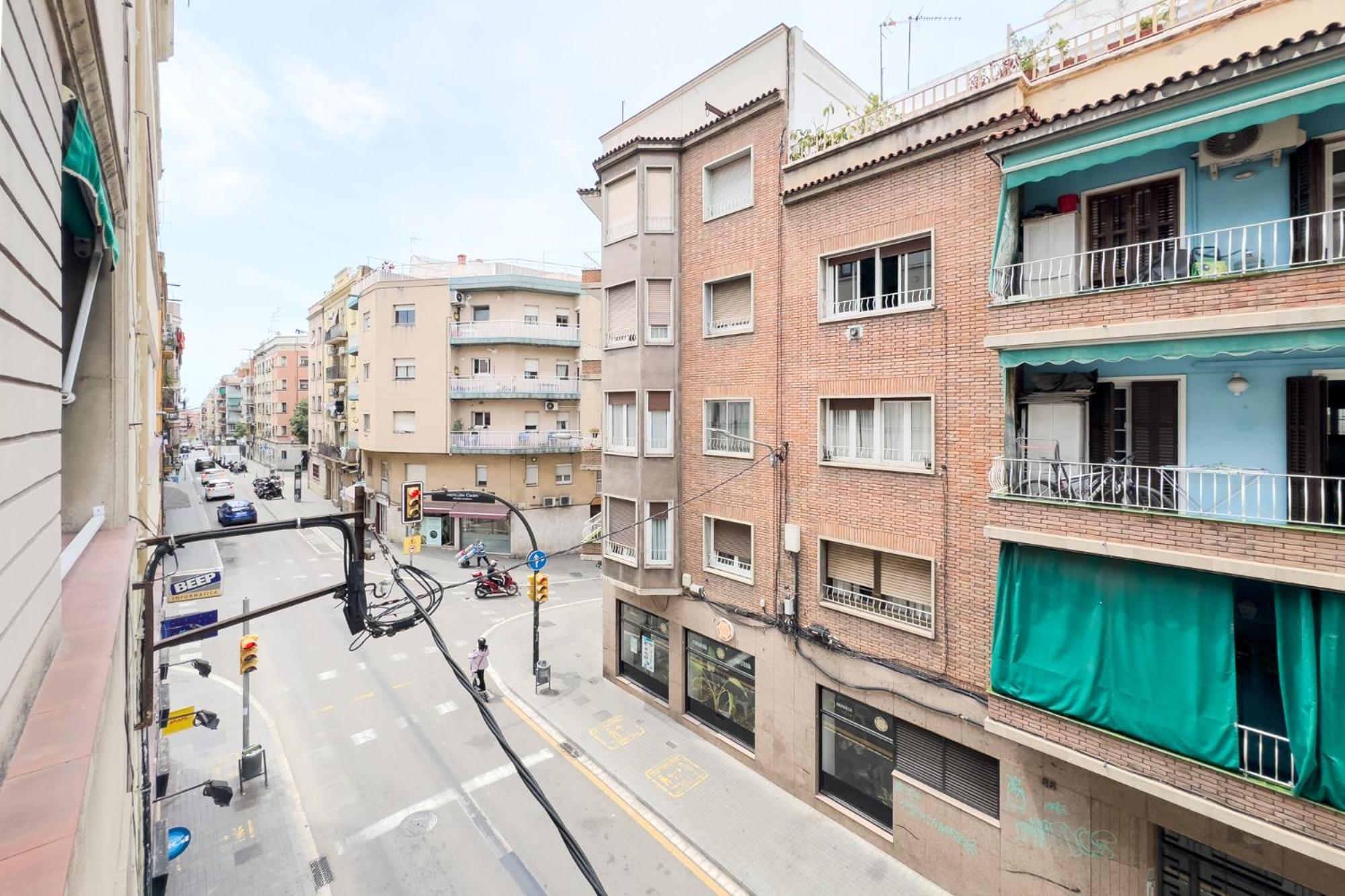 Bed&Bcn Mas Apartments لوسبيتاليت دي يوبريغات المظهر الخارجي الصورة