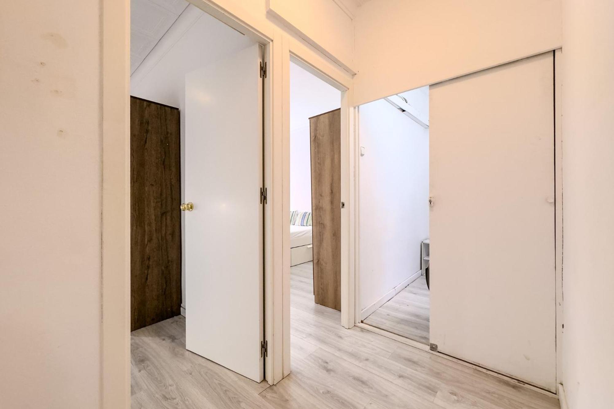 Bed&Bcn Mas Apartments لوسبيتاليت دي يوبريغات الغرفة الصورة